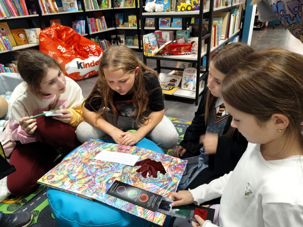 Noc bibliotek
